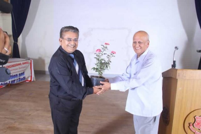 felicitation - arvind-deshpande